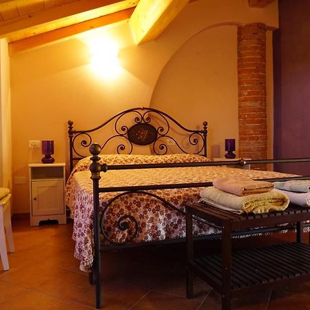 Agriturismo Il Sole Villa Rivarolo del Re ed Uniti Luaran gambar