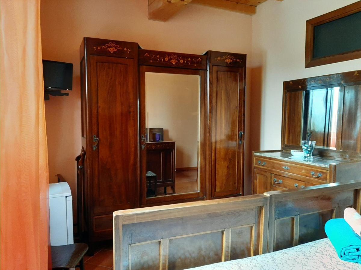 Agriturismo Il Sole Villa Rivarolo del Re ed Uniti Luaran gambar
