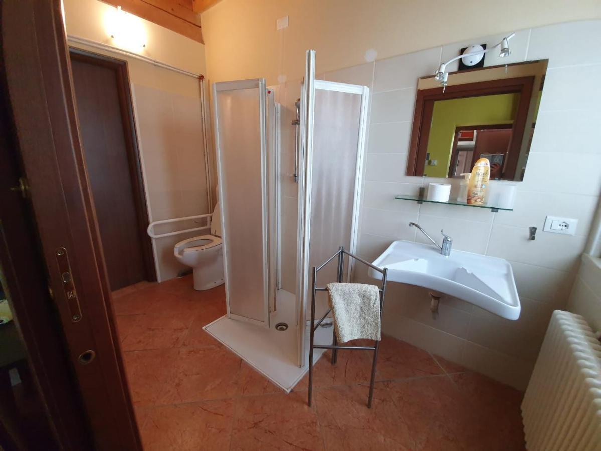 Agriturismo Il Sole Villa Rivarolo del Re ed Uniti Luaran gambar