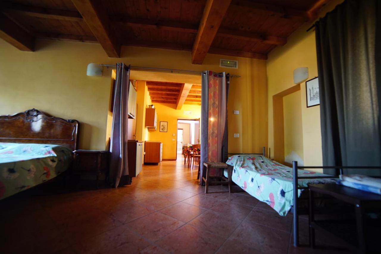 Agriturismo Il Sole Villa Rivarolo del Re ed Uniti Luaran gambar