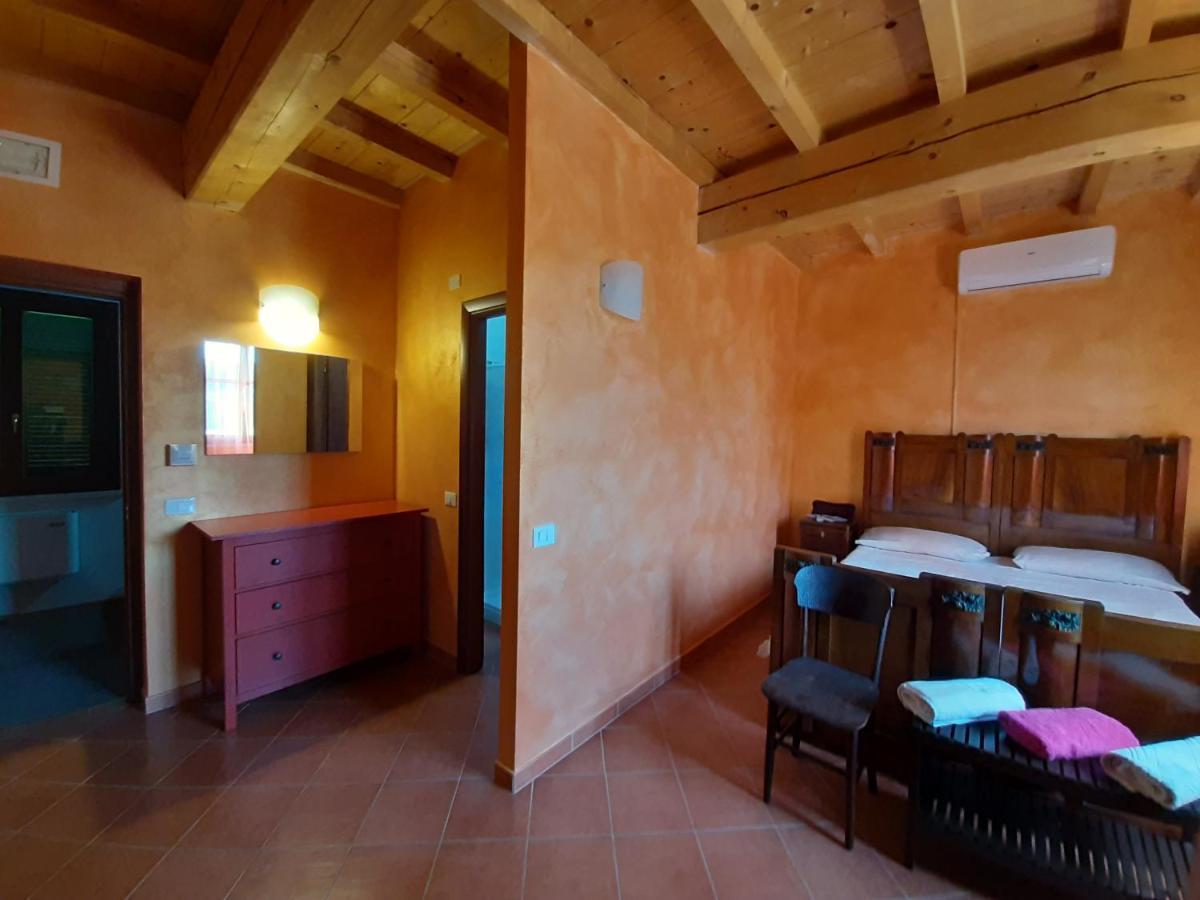 Agriturismo Il Sole Villa Rivarolo del Re ed Uniti Luaran gambar